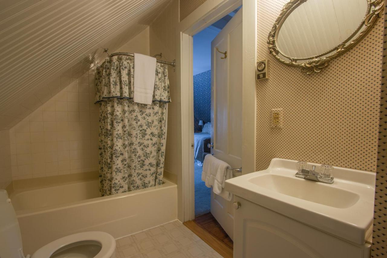 Deerfield Valley Inn - Mt Snow Dover Экстерьер фото