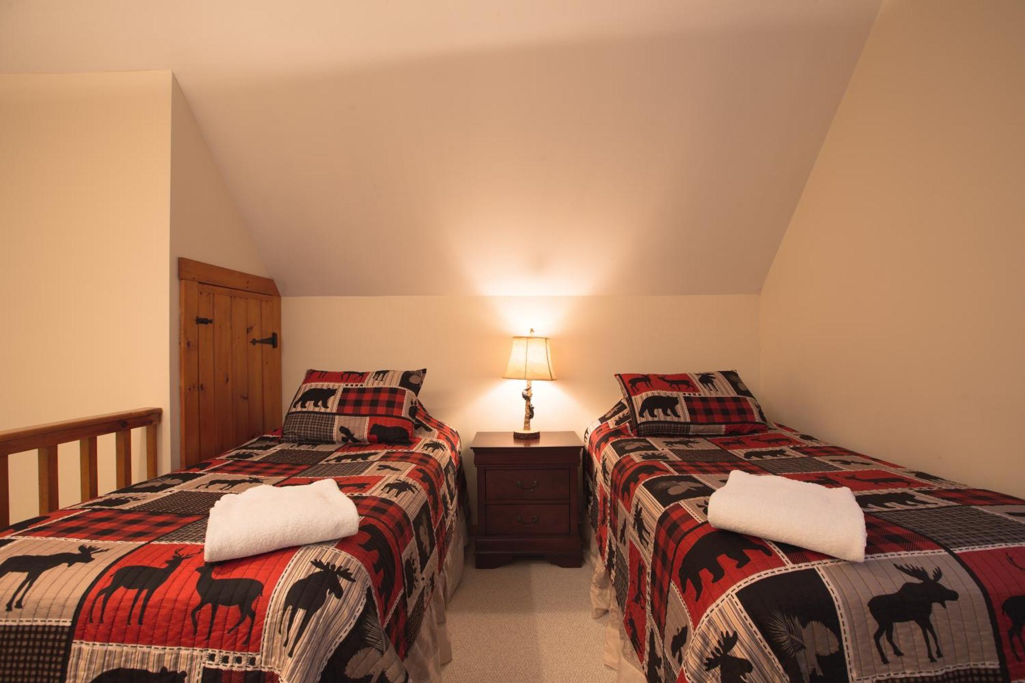 Deerfield Valley Inn - Mt Snow Dover Экстерьер фото