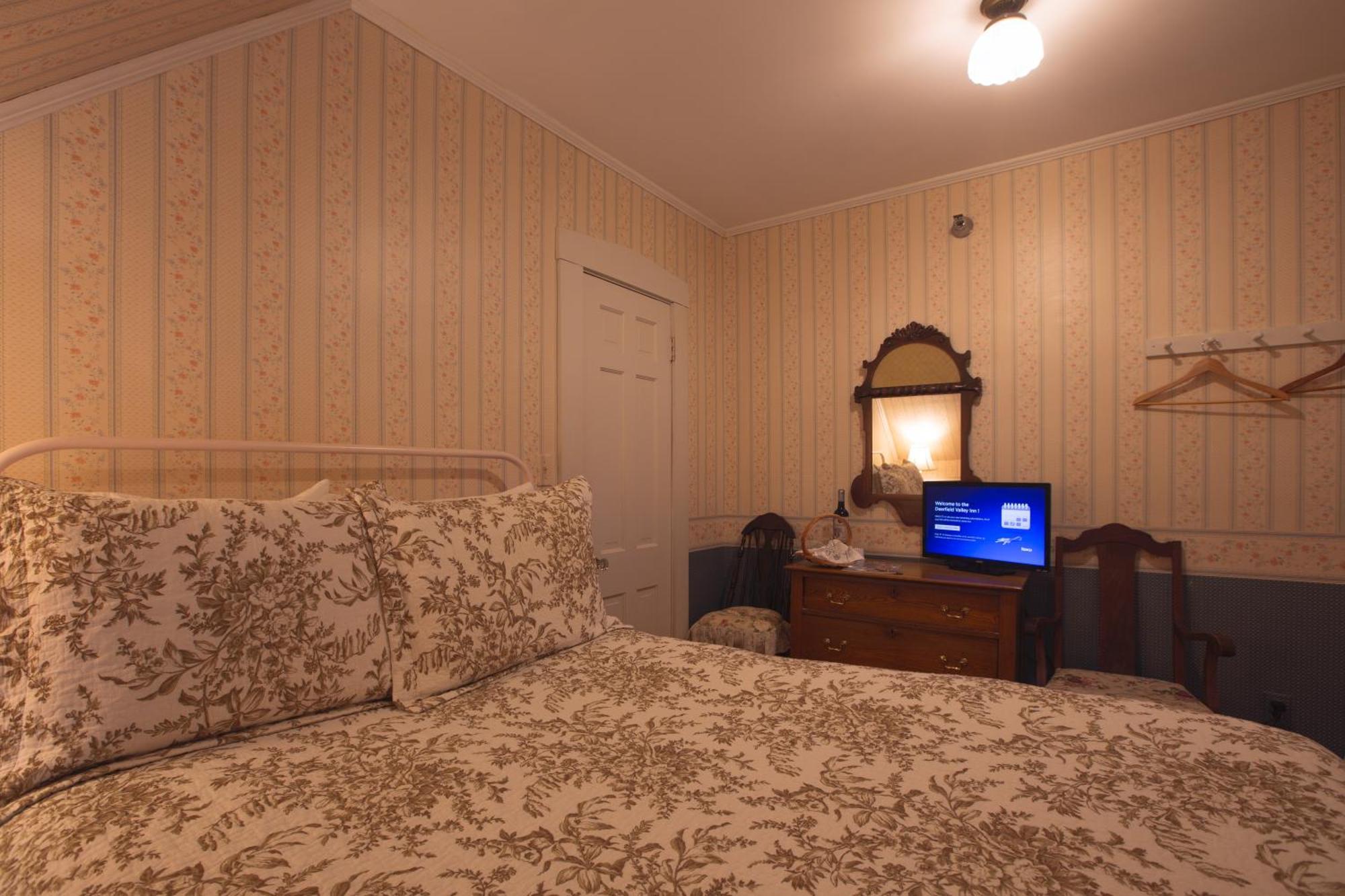 Deerfield Valley Inn - Mt Snow Dover Экстерьер фото